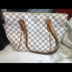 LOUIS VUITTON: Damier Azur Totally PM!!